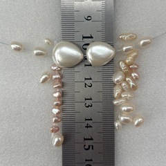 淡水パール　シェルパーツ　まとめ売り　ハンドメイド素材　手芸　作品作りの画像
