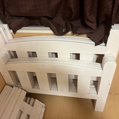 2段ベッド　ホワイト（２セット）複数交渉中。取りに来てもらえる方のみの画像