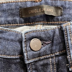 ユニクロ ウルトラストレッチスキニーデニム サイズ28の画像