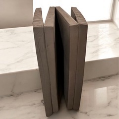 ロフトベッド 階段付き シングル 机・デスク付き パイプベッド 四つ折り敷布団付 2025年2月購入の画像