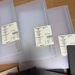 【定価５千円】無印良品　バインダーセット a4 30穴 b5 26穴
の画像