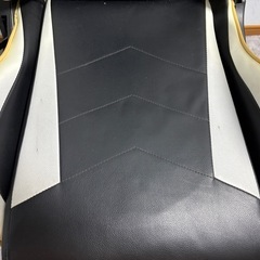 ゲーミングチェアの画像