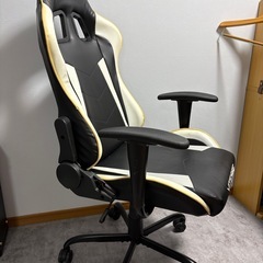 ゲーミングチェアの画像