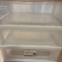 3段収納棚の画像