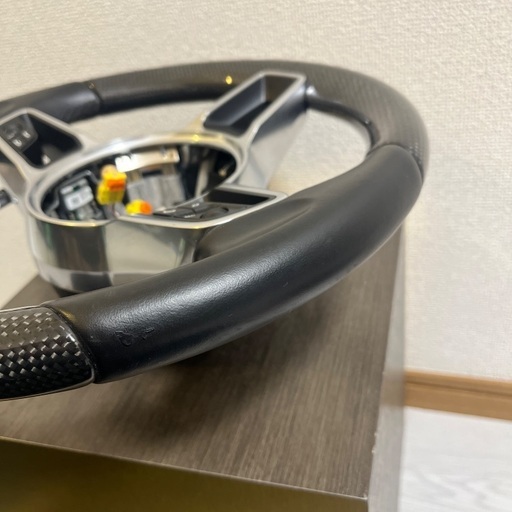 純正 カーボン ステアリング ハンドル ポルシェ マカン GTS 95B 流用に 991 987 981 997 992 ボクスター カレラ ケイマン ハンドル gt2 gt3 純正 カーボン ステアリング ハンドル ポルシェ マカン GTS 95B 流用に