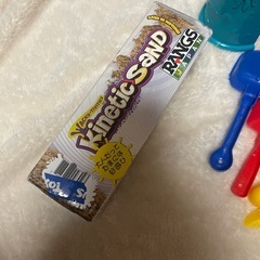 ラングスジャパン　キネティックサンド　お砂は未開封品です　室内遊び　室内遊具　お砂場セット　お砂場室内用お砂場遊び　室内遊び　　おままごと　ままごと　ごっこ遊び　おもちゃの画像