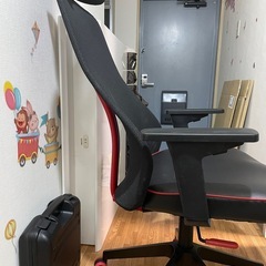 IKEA ゲーミングチェア　オフィスチェアの画像