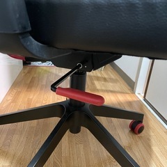 IKEA ゲーミングチェア　オフィスチェアの画像