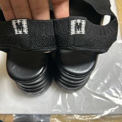 厚底サンダルの画像