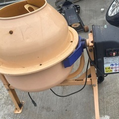 コンクリートミキサーの画像