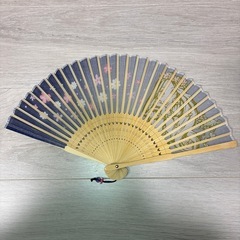 ラプンツェル　扇子の画像