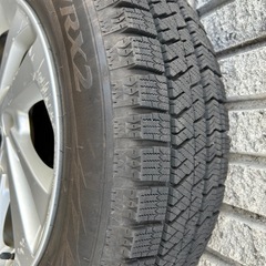 スタッドレス　タイヤ　195/65  R16 92Q　　　　の画像