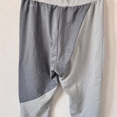 ヨガパンツの画像