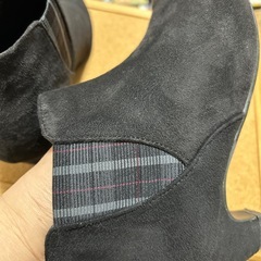黒ブーティーの画像