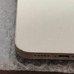 iPhone13 ホワイトの画像