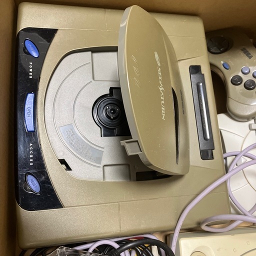 レトロゲーム機とコントローラーやパーツ　セガ