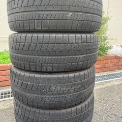 スタッドレスタイヤ付きSUBARU純正アルミホイール4本セットの画像