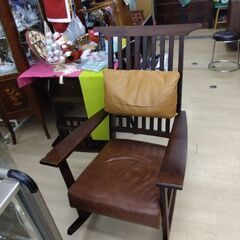 超超激安お買い得品　実売価格８万円以上　シギヤマ家具　本革　ロッキングチェア　椅子　チェア　オットマン　座椅子の画像