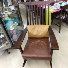 超超激安お買い得品　実売価格８万円以上　シギヤマ家具　本革　ロッキングチェア　椅子　チェア　オットマン　座椅子の画像