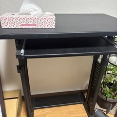 スタンディングデスク(Bauhutte)昇降式の画像