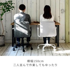 デスク机の画像