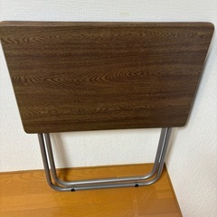 【受付終了】折りたたみテーブル２個セットの画像