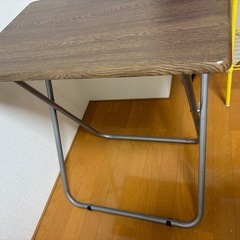 【受付終了】折りたたみテーブル２個セットの画像