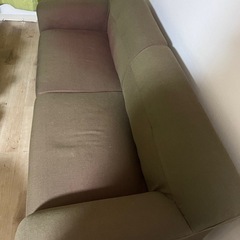 【無料・引き取り希望】3人掛けソファ（分割可能）の画像