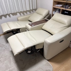 ２人掛け　電動ソファー　ニトリの画像