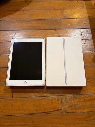 iPad第6世代 32GB 