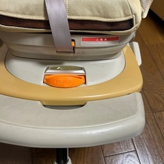 取引中　Aprica チャイルドシート の画像