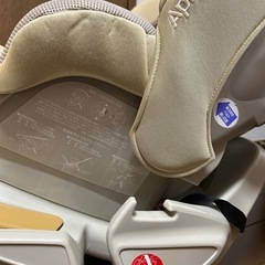 取引中　Aprica チャイルドシート の画像