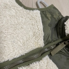 ベビー フリースベスト オリーブグリーンの画像