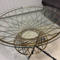 フランフラン　ガラステーブルの画像