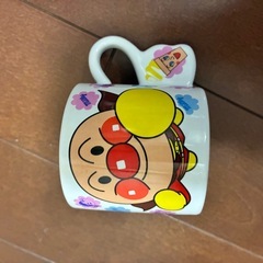 皿　小鉢　ガラス　コップ　アンパンマンなどの画像