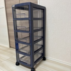 キャスター付き衣装ケースの画像