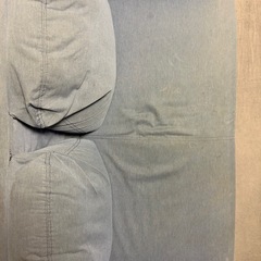 IKEAの2人がけソファの画像