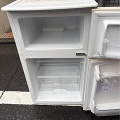 （運送費込）（深夜当日OK）Hisence 2016年製 HR-B82JW 82L　の画像