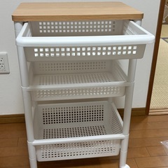 ワゴン　引き出し付きの画像