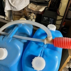 【中古】灯油用ポリタンク 18リットル ブルーの画像