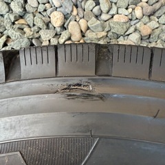 245/80R17.5 スタッドレス ヨコハマ トラックタイヤ　の画像