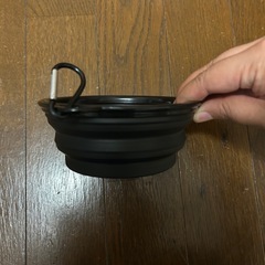 シリコン製 折りたたみ犬用食器 黒の画像