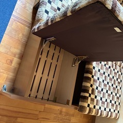 ソファーベッドの画像