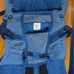 エルゴベビー オムニブリーズ アダプト 抱っこ紐の画像