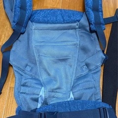 エルゴベビー オムニブリーズ アダプト 抱っこ紐の画像