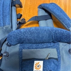 エルゴベビー オムニブリーズ アダプト 抱っこ紐の画像