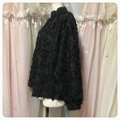 リバーズビア ハイネック フリンジ風 長袖 カットソー 黒トップス LサイズOKの画像