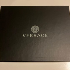 ヴェルサーチおり財布グリーンの画像