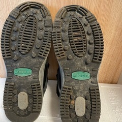 ミドリ安全 安全靴 寒冷地用　先芯入りスニーカー　ＭＰＳＷ－１３５ブラックの画像