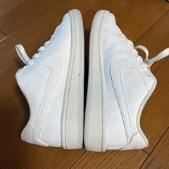 ナイキ　スニーカーの画像